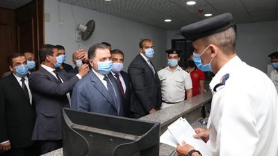 وزير الداخلية يفاجئ قسمي شرطة العجوزة والتجمع الأول بزيارة تفقدية (صور)