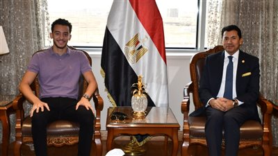 وزير الرياضة: محمد السيد نموذج للأبطال المشرفين.. وينتظره مستقبل كبير في لعبة السلاح