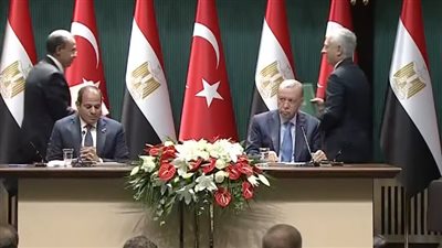 السيسي: ناقشت مع نظيري التركي الوضع في سوريا لحل الأزمة التي حلت بالشعب بشكل غير مسبوق