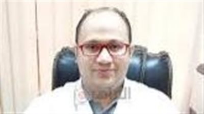  بعد قرار تعيينه.. السيرة الذاتية للدكتور محمد عبد الحكيم وكيل صحة المنيا الجديد