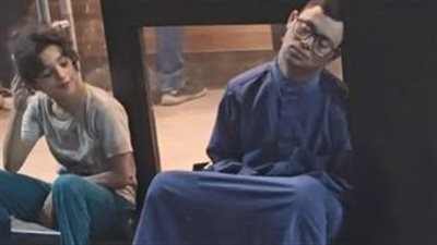 شاب مصاب بمتلازمة داون يبيع مناديل بالمنصورة: نفسي في مشروع خاص عشان أساعد أهلي