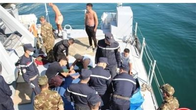 بينهم 3 مصريين.. تونس تعلن إحباط عملية هجرة غير شرعية إلى إيطاليا 