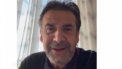 كريم عبد العزيز: سعادتي لا توصف بإطلاق اسمي على مهرجان المسرح العربي.. والفن أعظم شيء على وجه الأرض