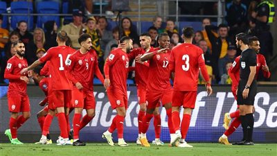 بعد الفوز على العراق.. البحرين أول المتأهلين إلى نصف نهائي خليجي 26