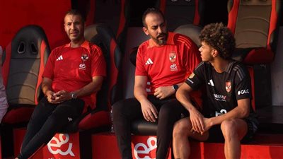 مران الأهلي| كريم فؤاد يبدأ تنفيذ المرحلة الأولى للعلاج الطبيعي.. وجلسة لإمام عاشور 