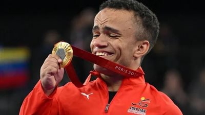 وزيرة التضامن تهنئ البطل صاحب الذهبية الأولى لمصر في بارالمبياد باريس 2024