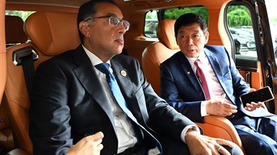 رئيس الوزراء يلتقي مسئولي شركتي جريت وول موتورز الصينية وGAC لصناعة السيارات