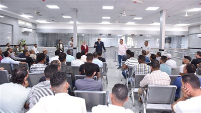 وزير العمل للشباب المتقدمين على وظائف في البوسنة والهرسك: أنتم سفراء بلادكم بالخارج