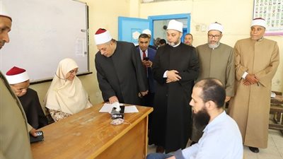 4 مستويات.. انطلاق مسابقة البريد للقرآن الكريم بالقاهرة الأزهرية