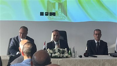 وزير الخارجية والهجرة يعقد لقاء مع رموز الجالية المصرية في الإمارات