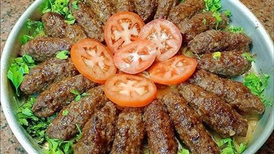 لعشاق المشاوي | طريقة عمل الكفتة بالبرغل.. اللمسة الأخيرة هي السر