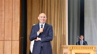 وزير التعليم يوضح من المسؤول عن متابعة أداء المعلم داخل الفصل والواجبات المدرسية