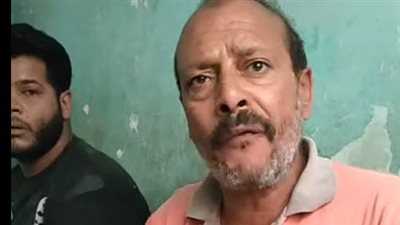 كان سندي الوحيد.. والد المجني عليه في جريمة الوراق: كان بيدافع عن مسنة والمتهم ضربه بمطواة| فيديو