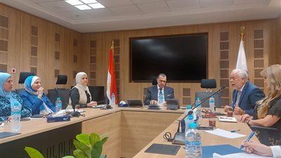 المالية تُقدّم تسهيلات ضريبية للفنانين وتؤكد الاهتمام بكبار السن