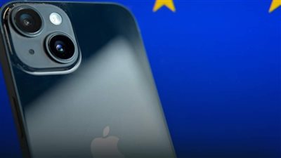 الاتحاد الأوروبي يهدد أبل بفرض غرامة ضخمة بسبب نظام تشغيل آيفون
