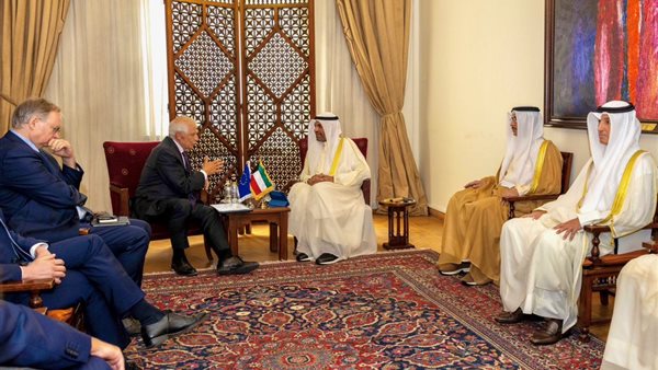 بوريل ووزير الخارجية