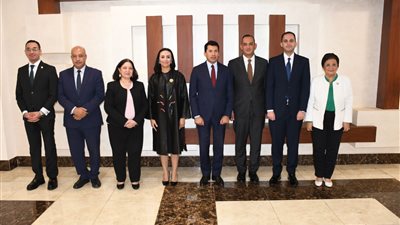 اجتماع موسع للمجموعة الوزارية لمناقشة مشروع تطوير وتنمية الطفولة المبكرة والتنشئة المستدامة