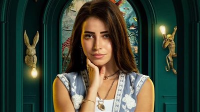 سارة الشامي صحفية في مسلسل ديبو بطولة محمد أنور