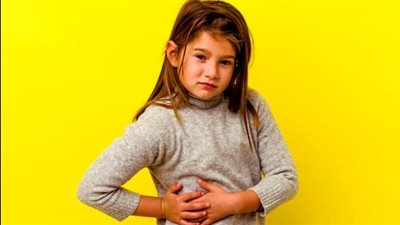 حالة مرضية شائعة لدى الأطفال تشير إلى مشاكل في الكبد.. تعرف عليها