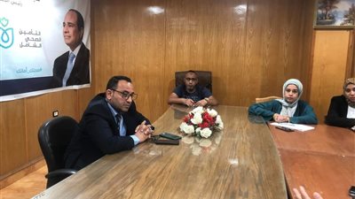 إعدام طن من الأغذية والزيوت المتنوعة غير الصالحة للاستخدام الآدمي بالسويس