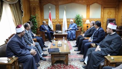 وكيل الأزهر ورئيس نادي القضاة يوقعان بروتوكولا لإنشاء أروقة لتحفيظ القرآن