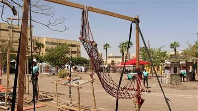 حقيقة الصور المتداولة بشأن استقبال الطلاب الجدد بالمراجيح والزحاليق في جامعة حلوان