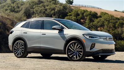 فولكس فاجن تستدعي نحو 100 ألف سيارة من طراز ID.4