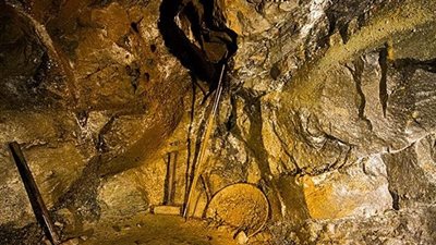 مصر تستعد لإعلان اكتشاف منجم ذهب ضخم في حلايب وشلاتين