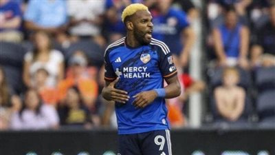 أول رد من الزمالك على اقتراب بوبيندزا من المشاركة مع رابيد بوخارست الروماني