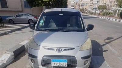 محافظ الإسماعيلية يستوقف سيارة تسير عكس الاتجاه