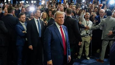 أسهم شركة ترامب تفقد 17% من قيمتها بعد مناظرة هاريس