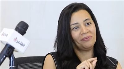 بتول عرفة: كليب هاني شاكر وكارول سماحة محطة مهمة بحياتي.. وابتعادي عن الدراما لهذا السبب