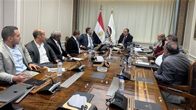 وزير قطاع الأعمال يتابع مستجدات تطبيق برنامج تخطيط موارد المؤسسات ERP بالشركات القابضة