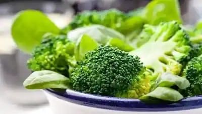 دراسة تكشف فعالية البروكلي في الوقاية من الجلطات والسكتات الدماغية