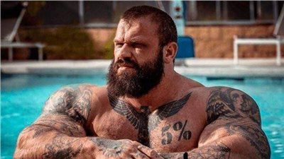 بسبب حقن العضلات.. القصة الكاملة لوفاة أضخم لاعب كمال أجسام البيلاروسي إيليا يفيمتشوك