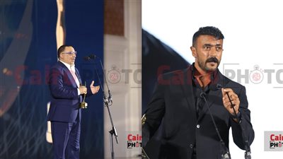 أحمد العوضي وعبد الرحيم كمال يهديان جائزتهما من مهرجان الفضائيات العربية لـ المنتجين الأربعة الراحلين