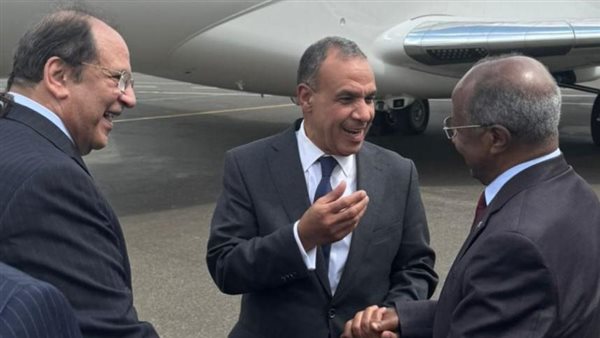  رئيس المخابرات ووزير