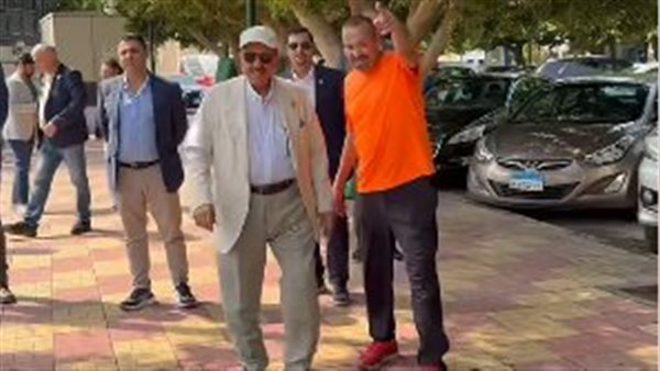  الملياردير الإماراتي