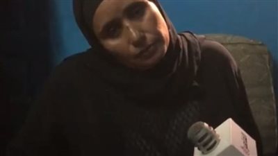 انهيار والدة الشاب ضحية 4 تجار خردة بشبرا الخيمة: كان بيدافع عن فتاة وعايزة حق ابني| بث مباشر