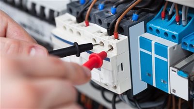 اليوم.. فصل التيار الكهربائي عن 5 قرى في قنا لإجراء الصيانة