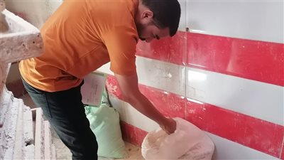 تحرير 24 محضرا وإعدام مواد غذائية منتهية الصلاحية خلال حملة ببني سويف 
