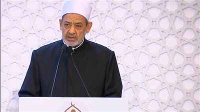 شيخ الأزهر يعزي الرئيس إلهام علييف في ضحايا تحطم الطائرة الأذربيجانية