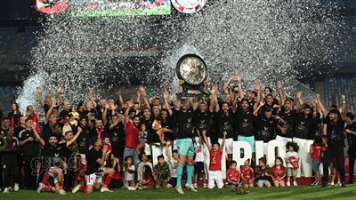 مصدر برابطة الأندية: الأهلي يتسلم درع الدوري بـ استاد القاهرة في هذا الموعد| خاص 