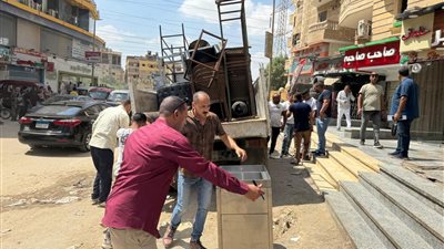 غلق وتشميع 25 محلا ومطعما بدون ترخيص في حدائق الأهرام