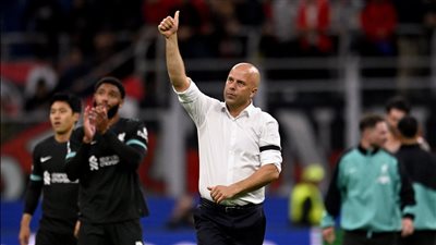 آرني سلوت: مباراة نوتنجهام ماتزال في أذهاننا.. وسعيد بالطريقة التي فزنا بها على ميلان بدوري الأبطال