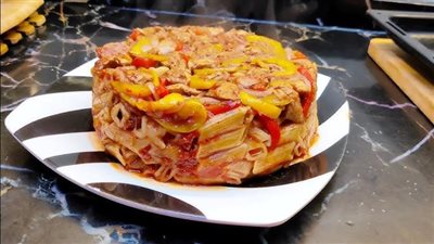 طريقة عمل طاجن المكرونة بالفراخ للشيف فاطمة أبو حاتي.. اعرفي سر الطاجن