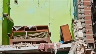 مصرع 3 أشقاء وإصابة مسنة في انهيار منزل بالإسكندرية.. ورئيسة الحي: السكان رفضوا الإخلاء| بث مباشر