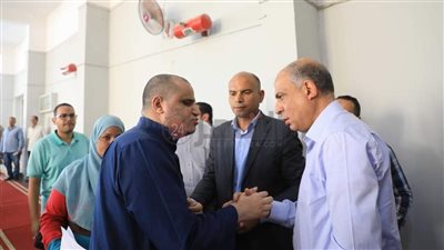 محافظ المنيا يؤكد حرصه الدائم على التفاعل المباشر مع الأهالي ومراقبة الوحدات الصحية