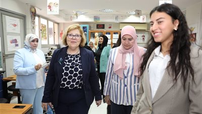 مدرسة المتفوقات STEM بالمعادي تستقبل مساعدة وزير الخارجية الأمريكية لشؤون الشرق الأدنى 