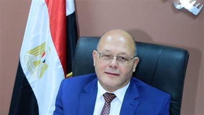 تفعيل الدراسة بكلية الفنون التطبيقية والتراثية بجامعة سوهاج